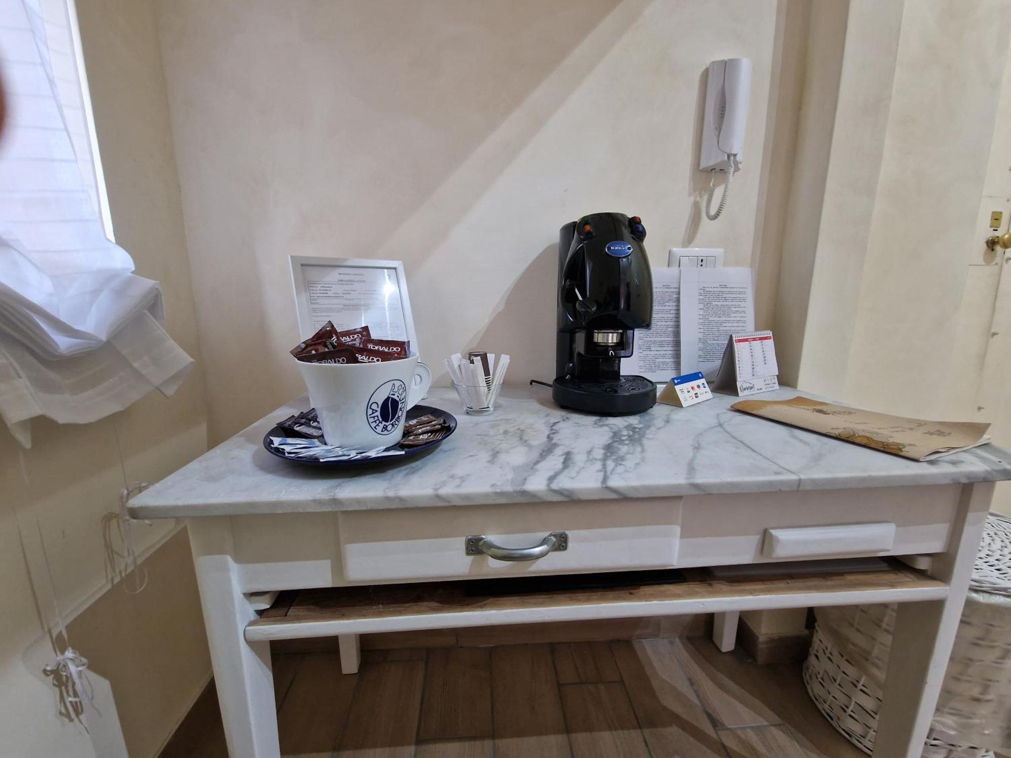 La Terrazza Delle Fate Hotel Naples Luaran gambar